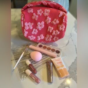 NWT Ulta Beauty 9 piece gift set